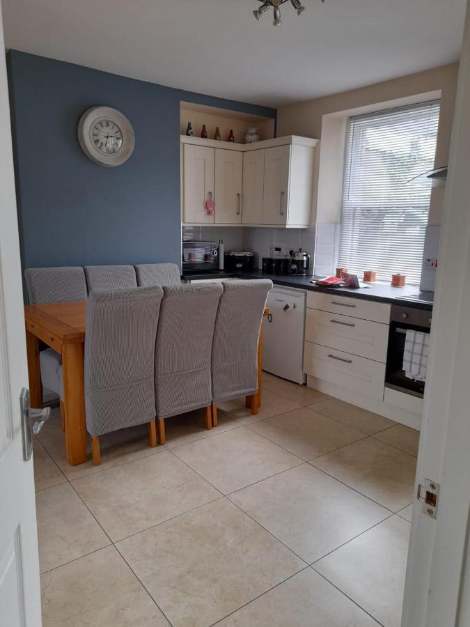 College Square, Terrace House Lejlighed Bessbrook Eksteriør billede